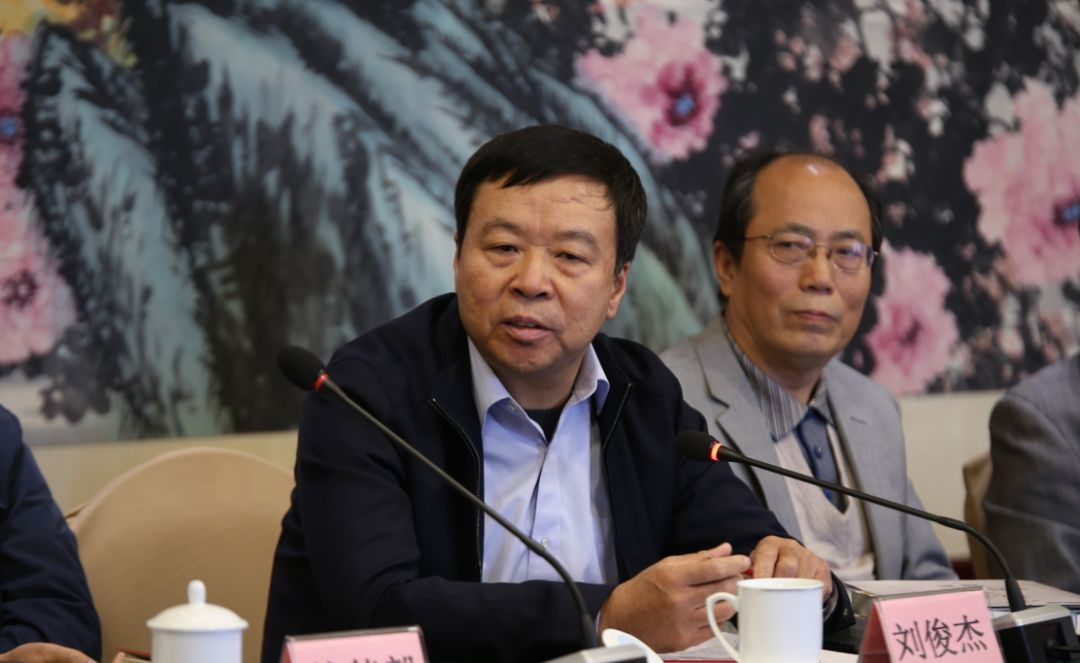 中共中央党校刘俊杰教授作客我院“闻道讲坛”（第八讲）-马克思主义学院